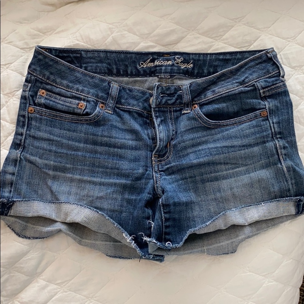 American Eagle Cut-Off Shorts (Size 8)